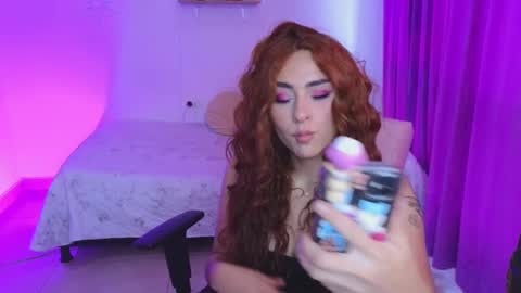 Snapshot of megan_ricci chatting on 22, 2, 2025                 Laura                 online show from 22, 2, 2025