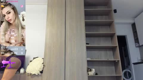 Megan online show from 24, 11, 2025