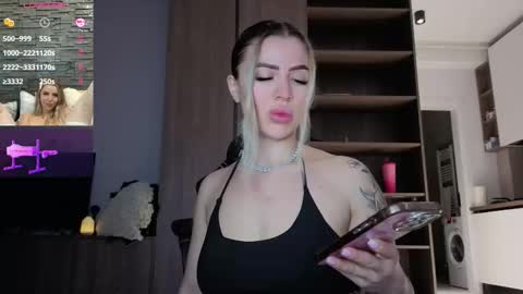 Snapshot of megan_ros_ chatting on 13, 2, 2026 Megan online show from 13, 2, 2026