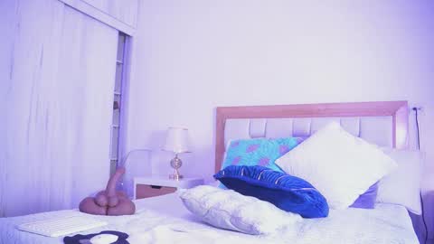 Snapshot of megan_rous2 chatting on 26, 11, 2025 megan online show from 26, 11, 2025