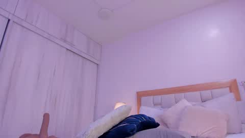 Snapshot of megan_rous2 chatting on 16, 12, 2025 megan online show from 16, 12, 2025