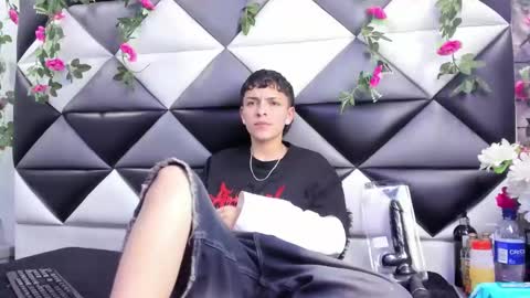 Snapshot of megan_thompsonn_ chatting on 16, 10, 2025 megan_thompsonn_ online show from 16, 10, 2025