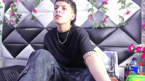 Snapshot of megan_thompsonn_ chatting on 29, 10, 2025 megan_thompsonn_ online show from 29, 10, 2025