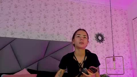 meganandtayler online show from 6, 11, 2025