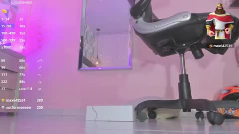 Megan  online show from 25, 2, 2025