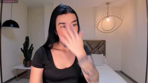 Megan Cross online show from 9, 11, 2025