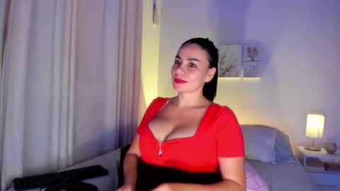 Snapshot of megandupont chatting on 12, 12, 2024 Megan M online show from 12, 12, 2024