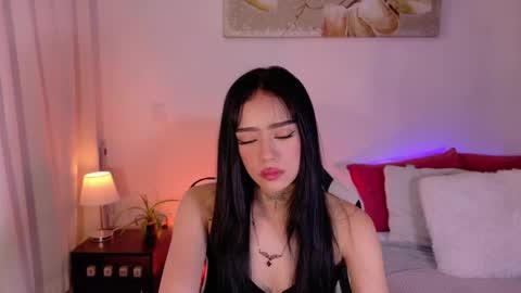 Snapshot of meganlake chatting on 15, 4, 2026 megan lake online show from 15, 4, 2026