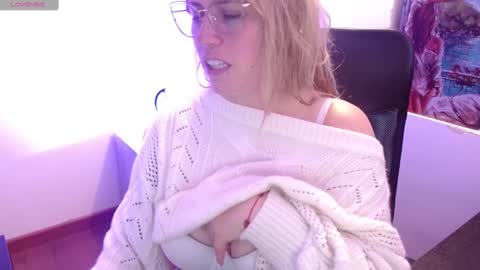 MEGAN online show from 18, 2, 2025