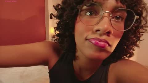 Snapshot of meganlux_1 chatting on 13, 5, 2026 - 29p online show from 13, 5, 2026