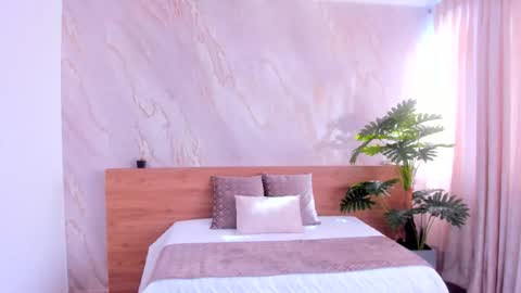 Megan online show from 25, 10, 2025