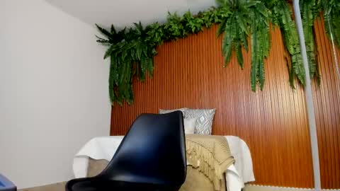 Megan online show from 24, 11, 2025