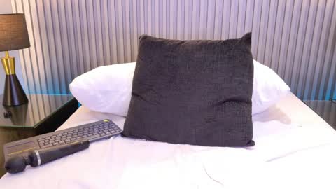 Snapshot of meganreed_ chatting on 21, 4, 2026 Megan online show from 21, 4, 2026