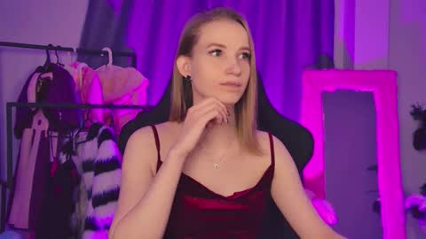 Snapshot of meganrodgers chatting on 28, 3, 2026 megan online show from 28, 3, 2026