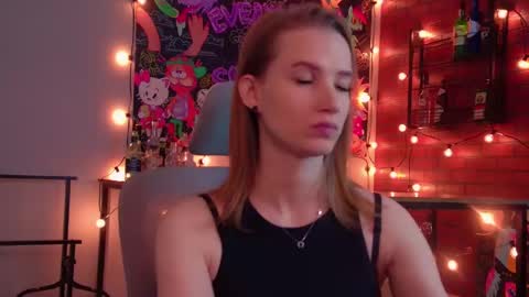 Snapshot of meganrodgers chatting on 22, 4, 2026 megan online show from 22, 4, 2026