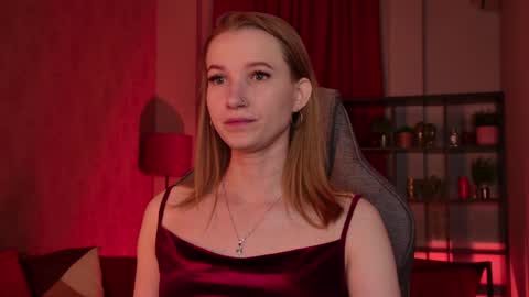 Snapshot of meganrodgers chatting on 31, 5, 2026 megan online show from 31, 5, 2026