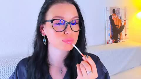 Snapshot of meganstones chatting on 24, 4, 2026 Megan online show from 24, 4, 2026