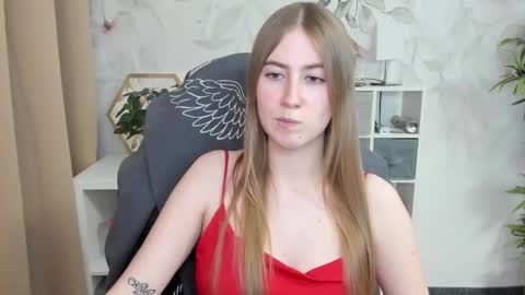 Snapshot of meganx_candy chatting on 2, 12, 2024 Megan online show from 2, 12, 2024