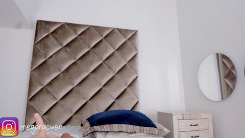 Snapshot of megaraowen_ chatting on 14, 12, 2024 M E G A R A online show from 14, 12, 2024