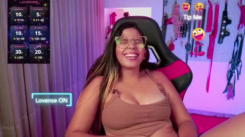 Snapshot of meggan_greey chatting on 29, 9, 2025 Your best slave online show from 29, 9, 2025