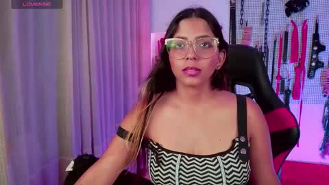 Snapshot of meggan_greey chatting on 4, 10, 2025 Your best slave online show from 4, 10, 2025