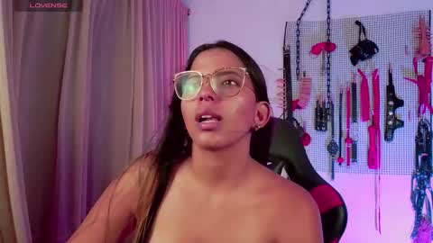 Snapshot of meggan_greey chatting on 18, 10, 2025 Your best slave online show from 18, 10, 2025