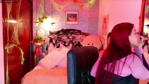 Snapshot of meghan_nill chatting on 4, 10, 2025 Meghan online show from 4, 10, 2025