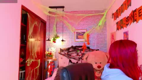 Snapshot of meghan_nill chatting on 28, 10, 2025 Meghan online show from 28, 10, 2025