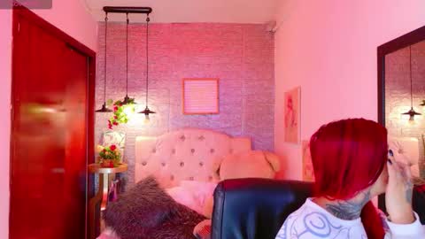 Snapshot of meghan_nill chatting on 3, 11, 2025 Meghan online show from 3, 11, 2025