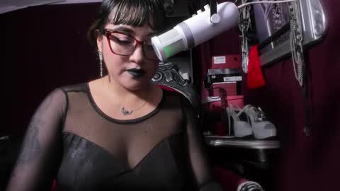 Snapshot of megoddessara chatting on 10, 3, 2026 Goddess Sara online show from 10, 3, 2026