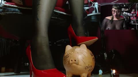 Snapshot of megoddessara chatting on 27, 3, 2026 Goddess Sara online show from 27, 3, 2026