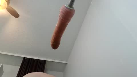 Snapshot of meheriuk68 chatting on 19, 3, 2026 meheriuk68 online show from 19, 3, 2026