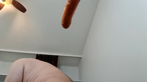 Snapshot of meheriuk68 chatting on 16, 4, 2026 meheriuk68 online show from 16, 4, 2026