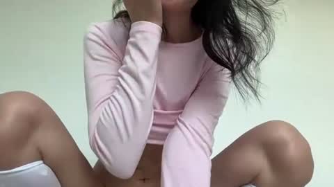 Snapshot of mei_fei_wan chatting on 22, 6, 2026 Mei online show from 22, 6, 2026