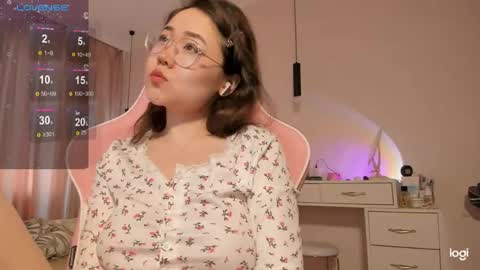 Snapshot of mei_kitahara chatting on 23, 4, 2026 Mei online show from 23, 4, 2026