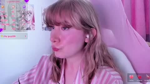 Snapshot of meikitty chatting on 21, 4, 2026 Mei online show from 21, 4, 2026