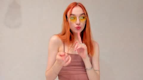 Snapshot of mel__lisa chatting on 5, 4, 2026 mel__lisa online show from 5, 4, 2026