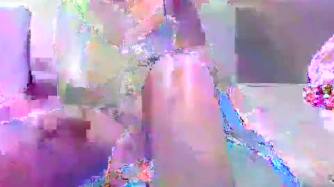 pretty online show from 7, 3, 2025