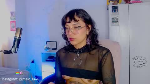 Melissa  -  -  Please help me to reach 100 thumbs up online show from 22, 12, 2025