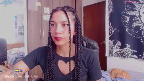 Snapshot of mel_dahlia chatting on 25, 3, 2026 Melissa - - Please help me to reach 100 thumbs up online show from 25, 3, 2026