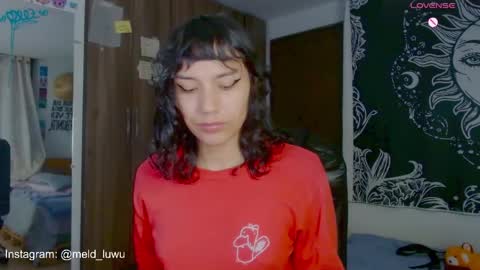 Snapshot of mel_dahlia chatting on 1, 4, 2026 Melissa - - Please help me to reach 100 thumbs up online show from 1, 4, 2026