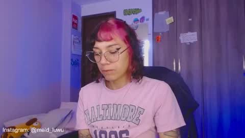 Snapshot of mel_dahlia chatting on 10, 5, 2026 Melissa - - Please help me to reach 100 thumbs up online show from 10, 5, 2026