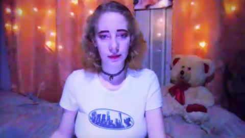 Snapshot of mel_mellie chatting on 24, 12, 2024 Mel Mellie online show from 24, 12, 2024