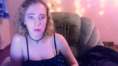 Snapshot of mel_mellie chatting on 22, 1, 2025 Mel Mellie online show from 22, 1, 2025