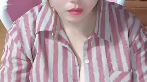 mela7386 online show from 18, 1, 2026