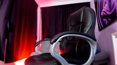 melani greyy online show from 13, 2, 2025