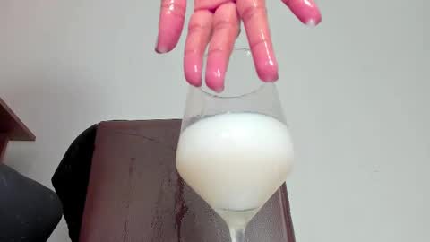 Snapshot of melania_browis chatting on 5, 10, 2025 Melania online show from 5, 10, 2025