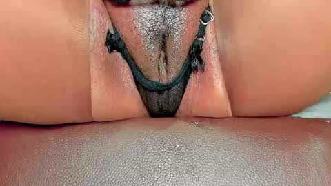 Snapshot of melania_browis chatting on 20, 11, 2025 Melania online show from 20, 11, 2025