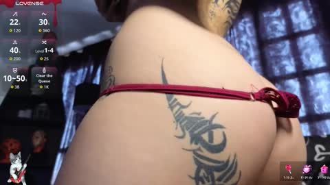 Snapshot of melanie_nyx chatting on 27, 10, 2025 Mel online show from 27, 10, 2025