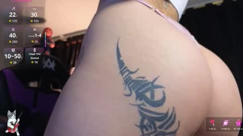 Snapshot of melanie_nyx chatting on 12, 11, 2025 Mel online show from 12, 11, 2025